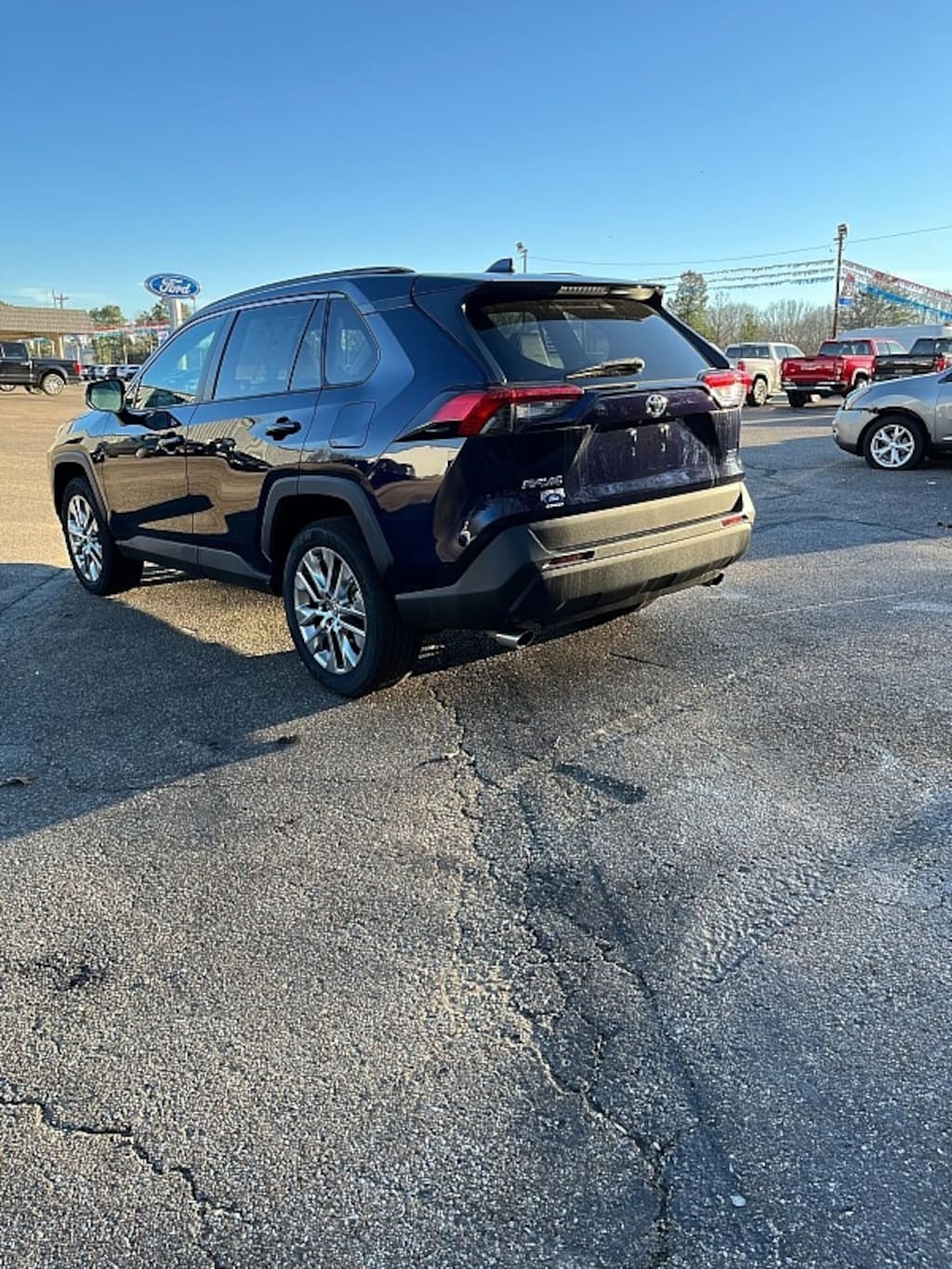 Used 2020 Toyota RAV4 XLE Premium Compact SUV