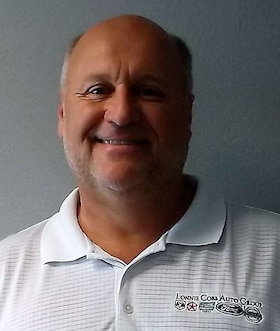 Staff member Lonnie Cobb from 1c19b7662519
