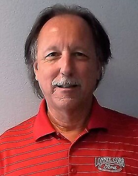 Staff member Sid Chapman from 1c19b7662519