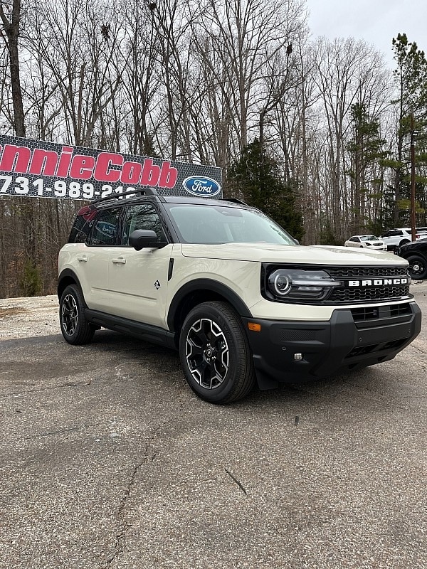 2025 Ford Bronco Sport Outer Banks's photo