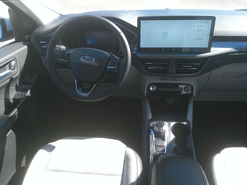 2025 Ford Escape photo 3