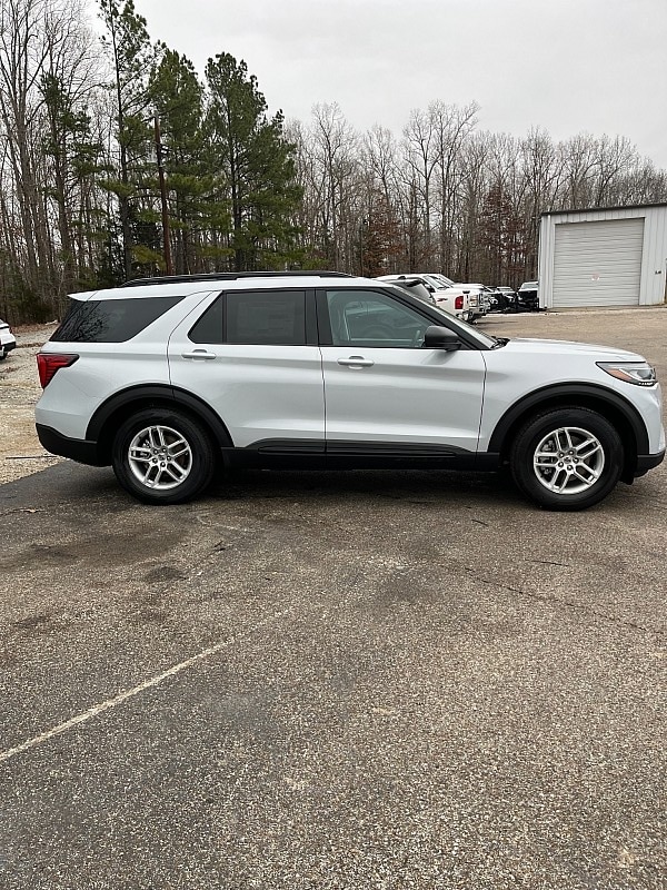 2026 Ford Explorer's photo