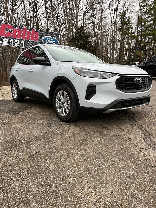 2025 Ford Escape Active's photo