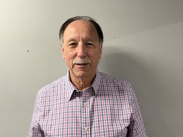 Staff member Sid Chapman from 1c19b7662519