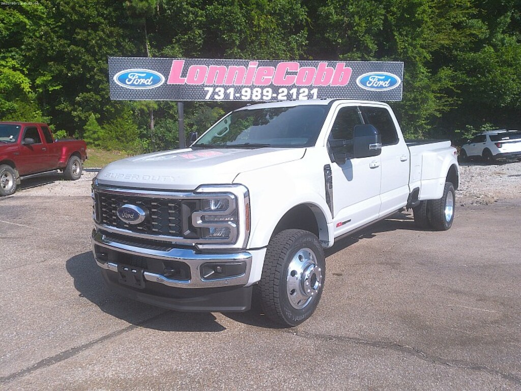 New 2026 Ford Super Duty F-450 4WD LARIAT Truck Crew Cab