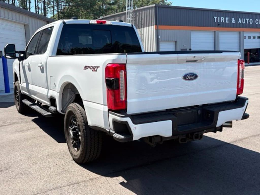 Used 2024 Ford F-250SD XLT Truck