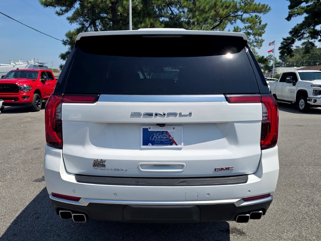 Used 2025 GMC Yukon XL Denali SUV