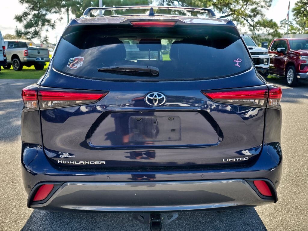 Used 2022 Toyota Highlander Limited SUV