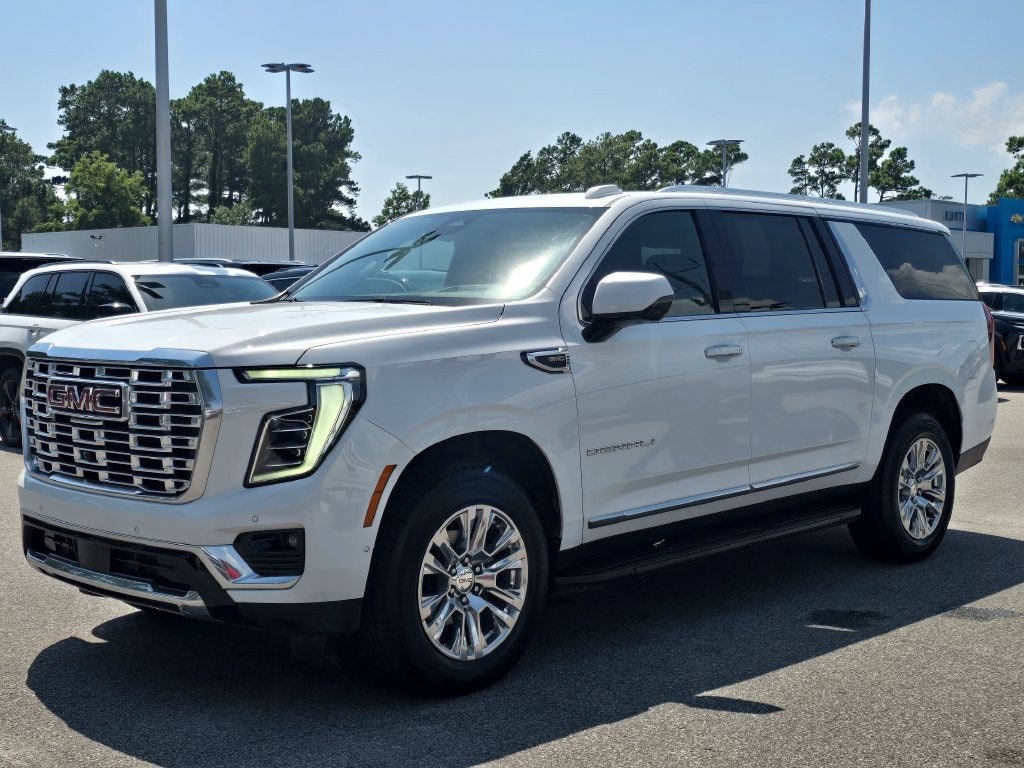 Used 2025 GMC Yukon XL Denali SUV