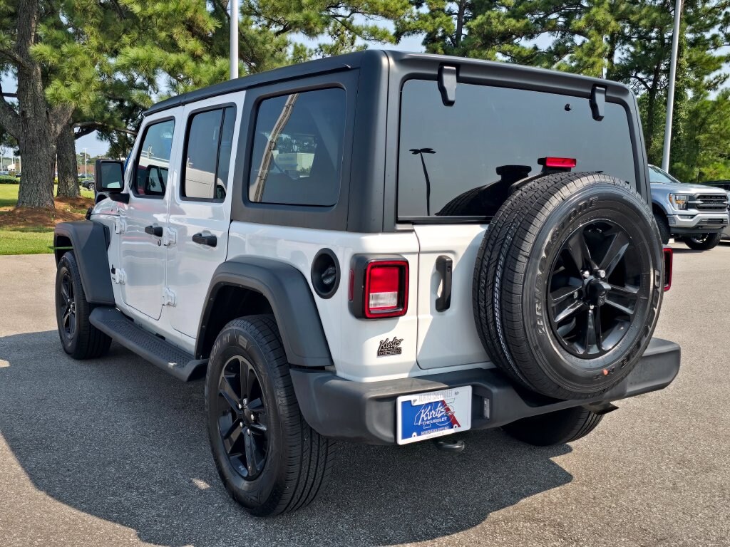 Used 2022 Jeep Wrangler Unlimited Sport Altitude SUV