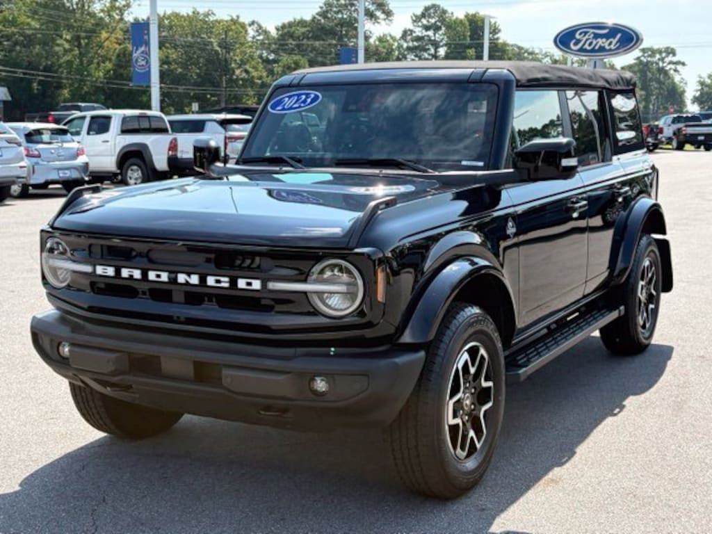 Used 2023 Ford Bronco Outer Banks SUV