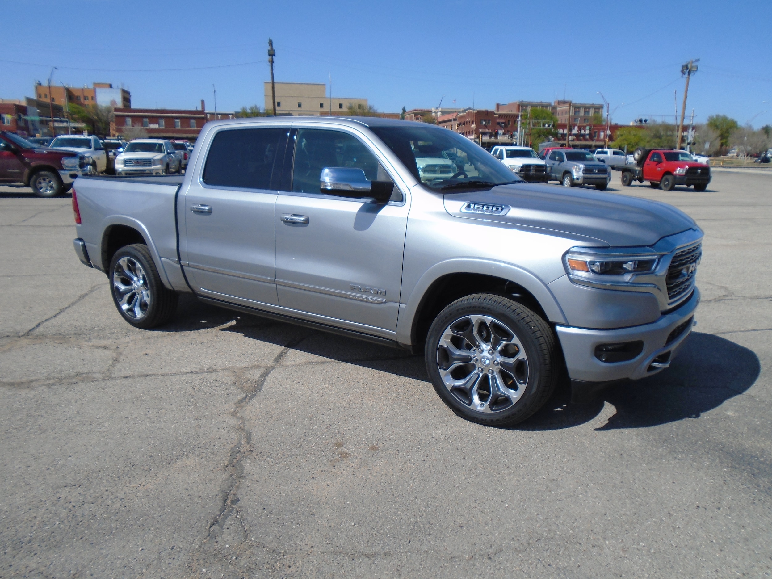 Used 2020 RAM Ram 1500 Pickup Limited with VIN 1C6SRFHT6LN269215 for sale in Dodge City, KS