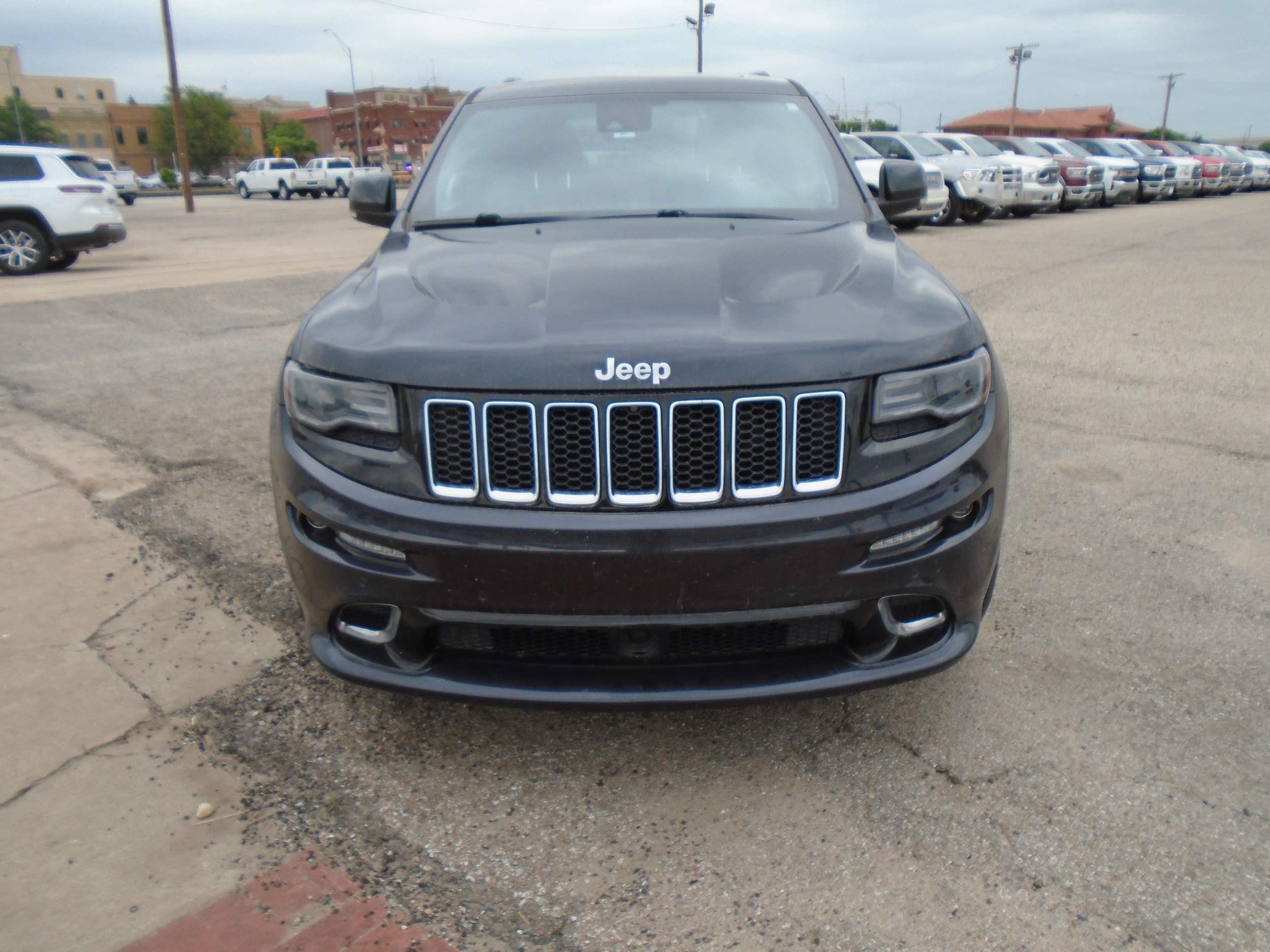 Used 2016 Jeep Grand Cherokee SRT with VIN 1C4RJFDJXGC437099 for sale in Dodge City, KS