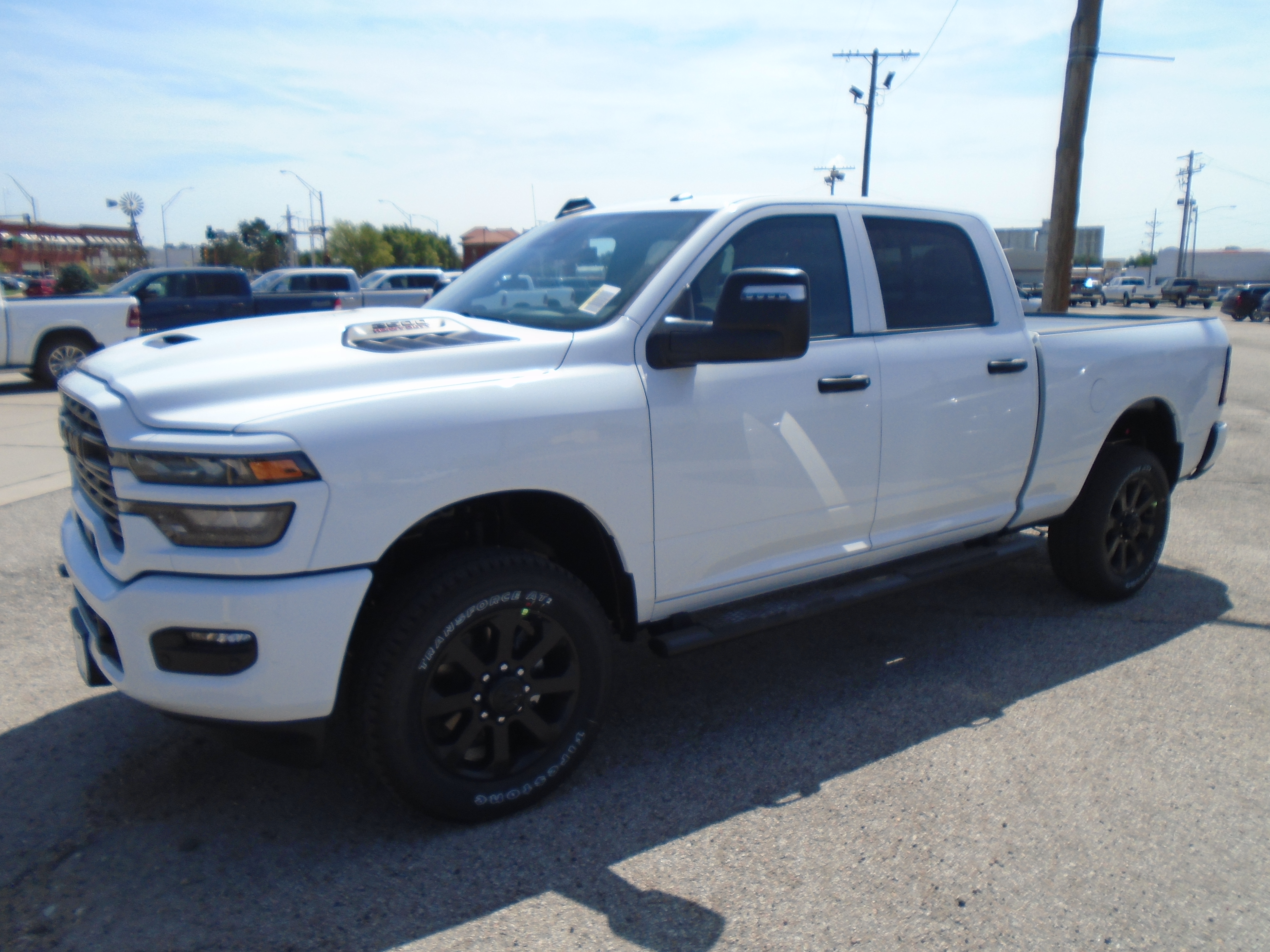 2026 Ram 2500 BLACK EXPRESS CREW CAB 4X4 6'4 BOX Pickup