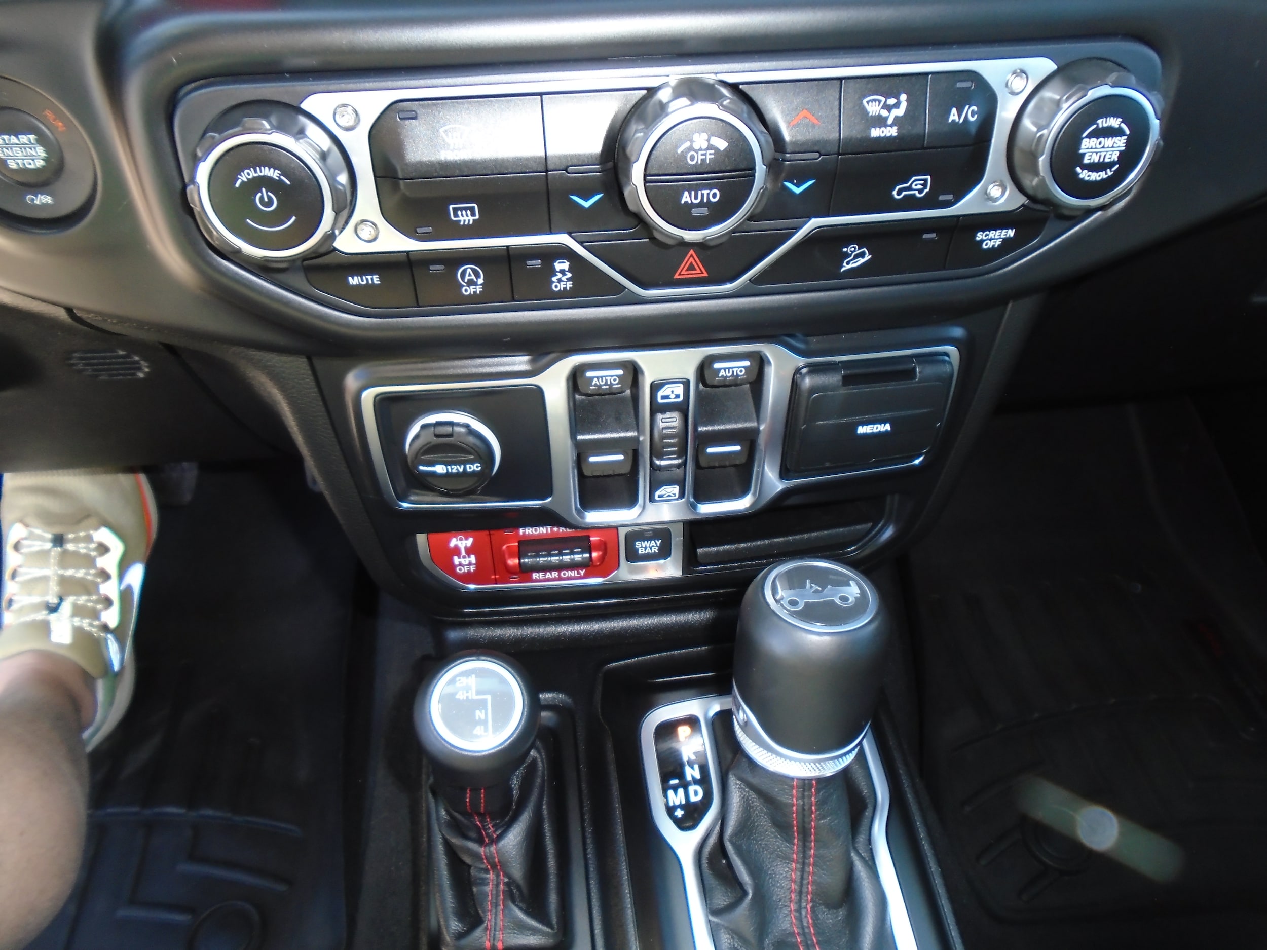 2018 Jeep All-New Wrangler Unlimited Rubicon - Photo 12