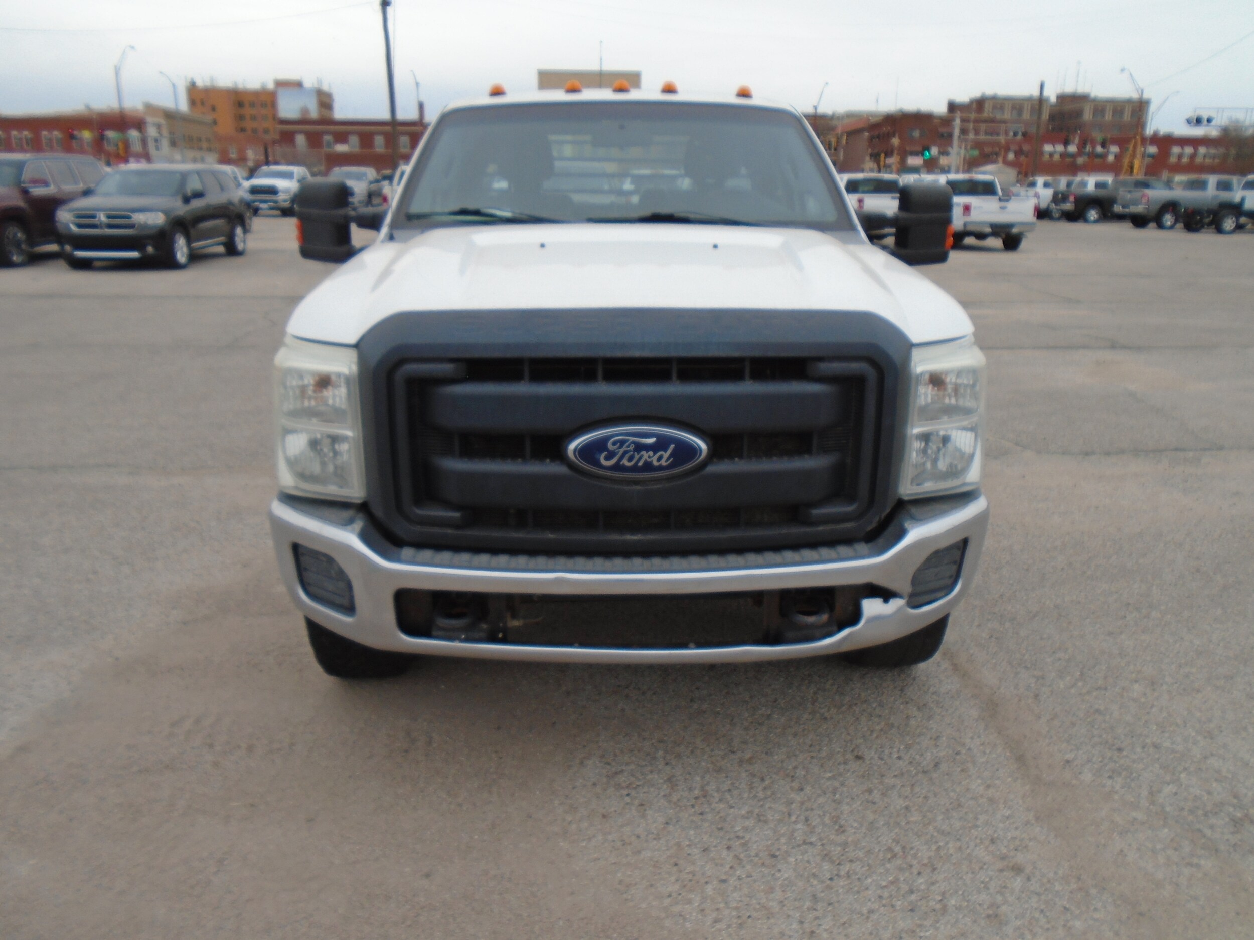 Used 2015 Ford F-350 Super Duty Chassis Cab XL with VIN 1FD8X3FTXFEC79644 for sale in Dodge City, KS