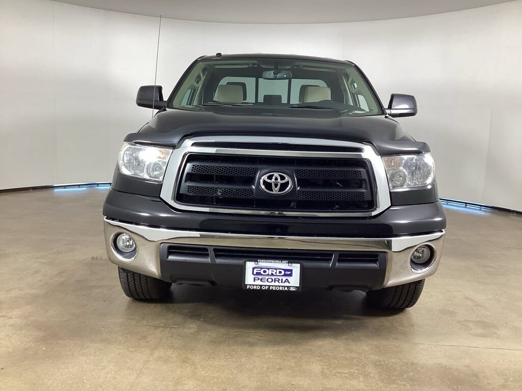 Used 2013 Toyota Tundra 4x4 V8 Truck