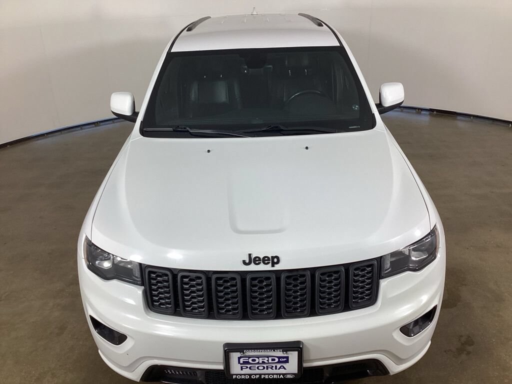 Used 2018 Jeep Grand Cherokee Laredo 4x4 SUV