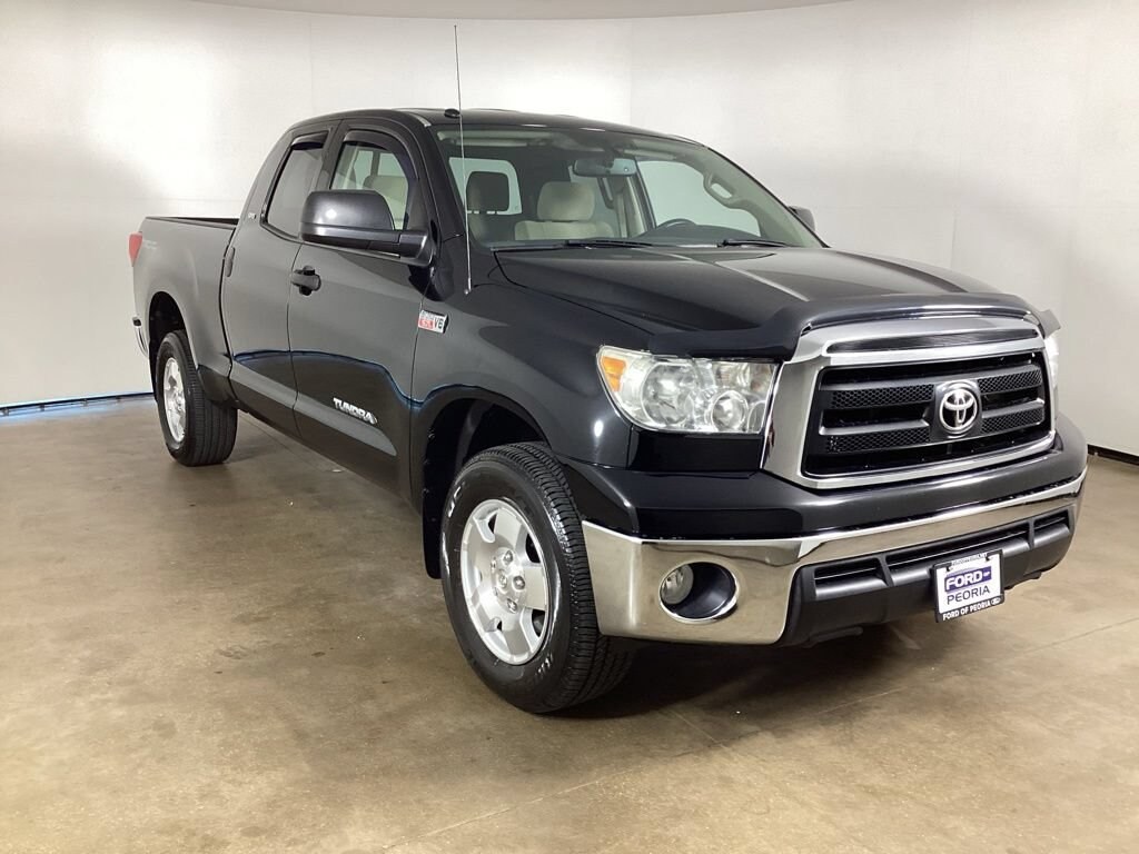 Used 2013 Toyota Tundra 4x4 V8 Truck