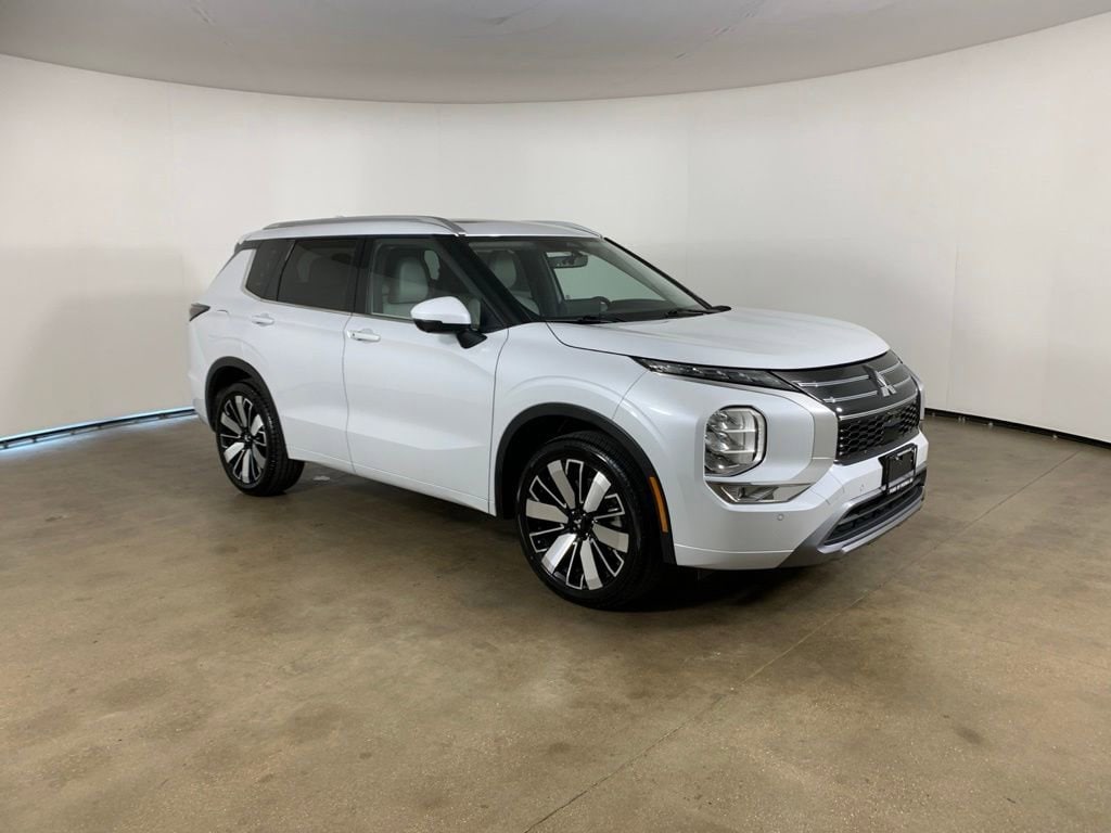 Used 2025 Mitsubishi Outlander SEL SUV