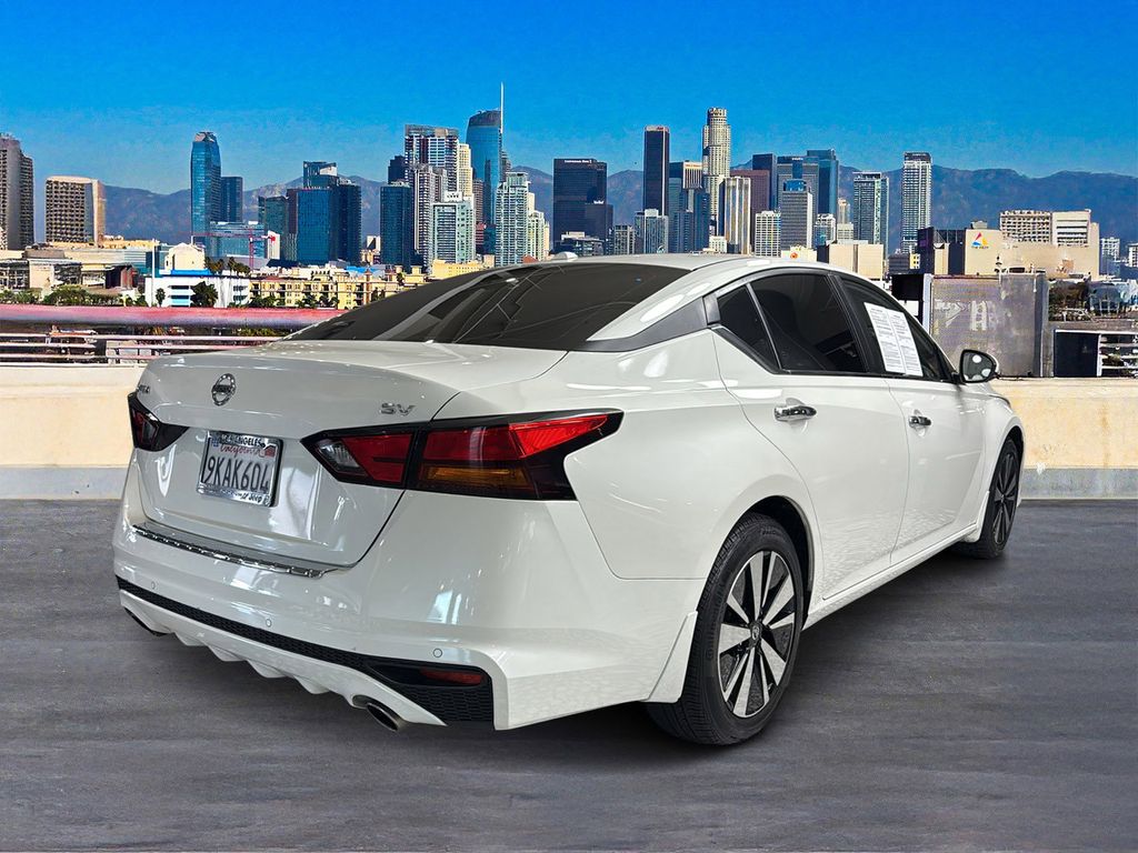 2022 Nissan Altima 2.5 SV photo 4