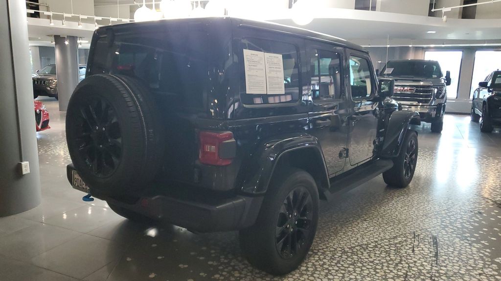 2023 Jeep Wrangler Sahara 4xe photo 4