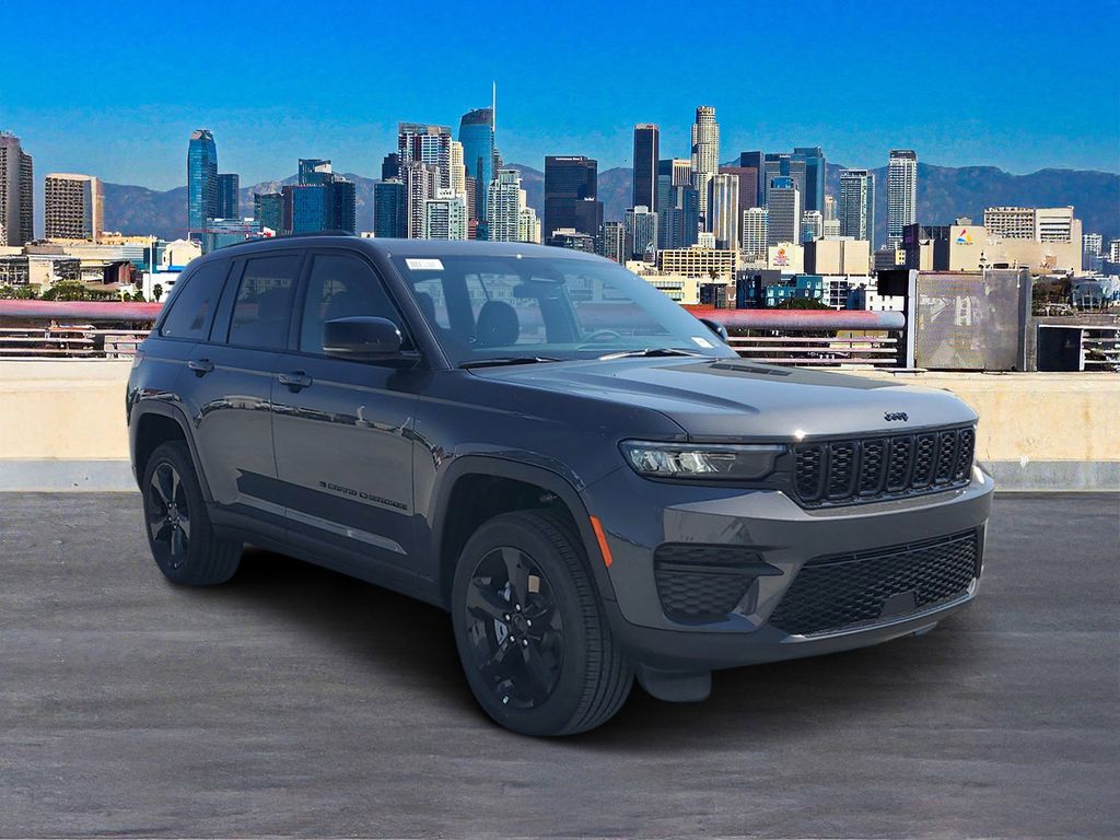 2025 Jeep Grand Cherokee Altitude X photo 3