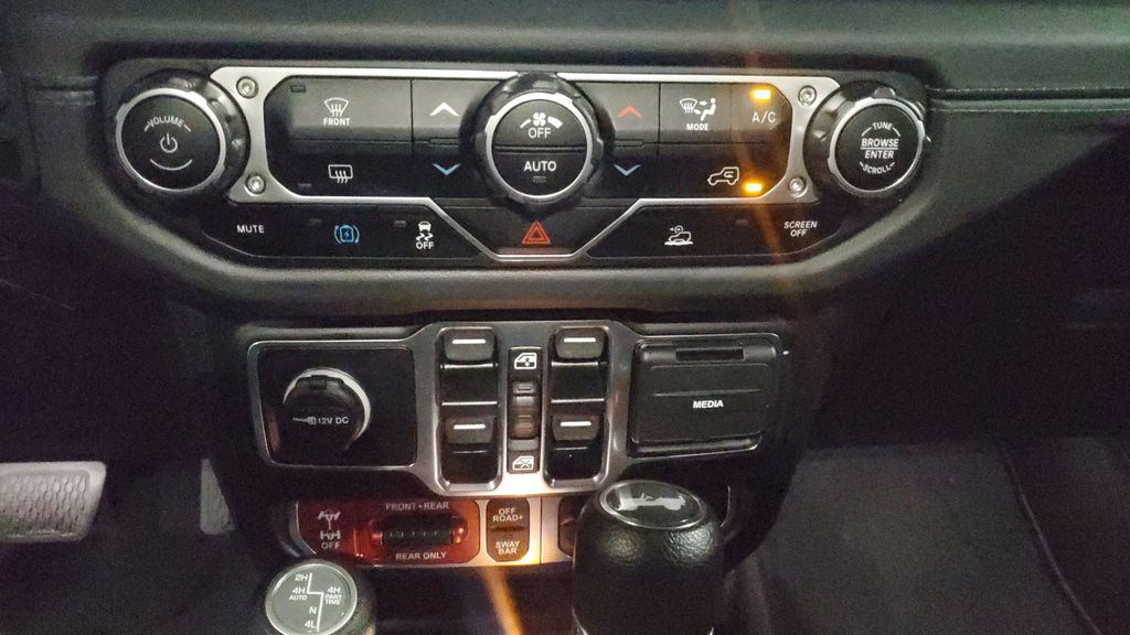 View 25