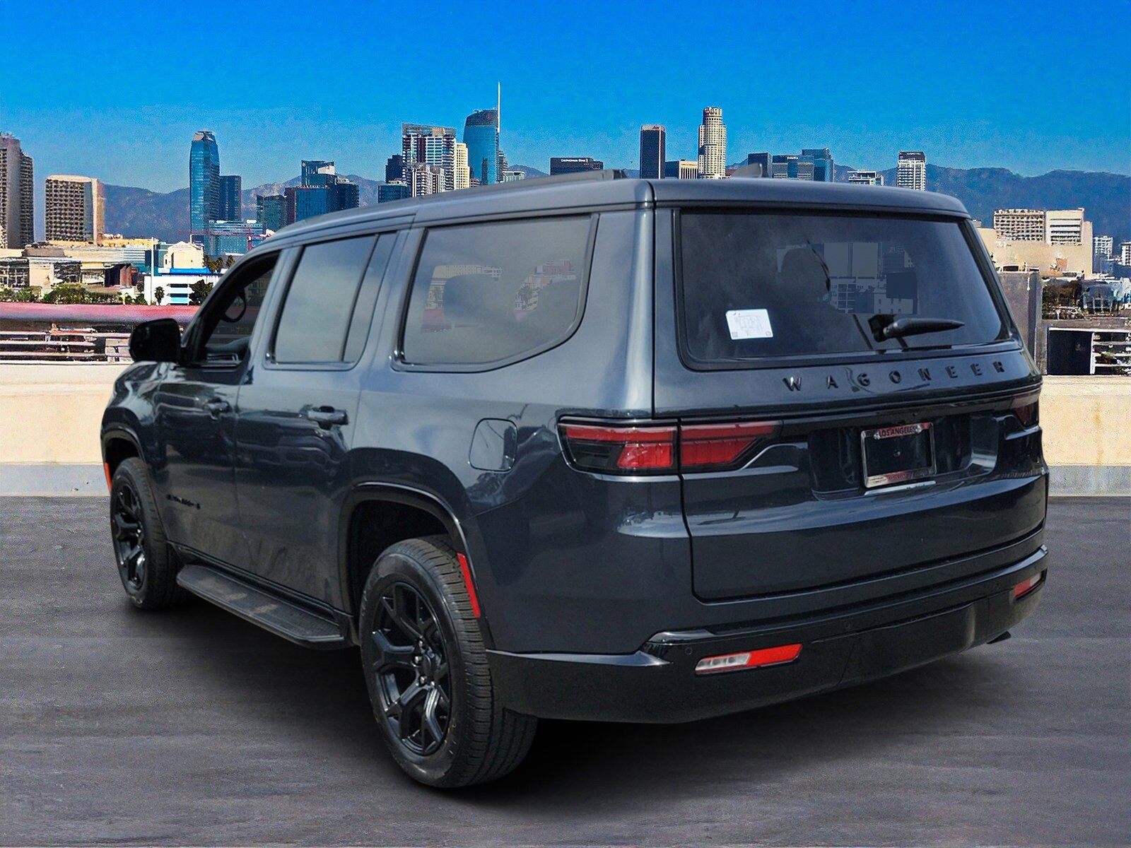 2025 Jeep Wagoneer Carbide photo 2
