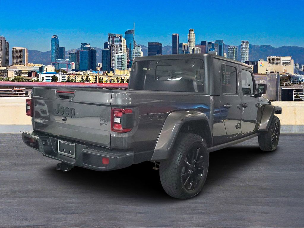 2024 Jeep Gladiator Willys photo 4