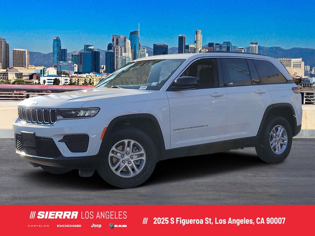 2025 Jeep Grand Cherokee Laredo
