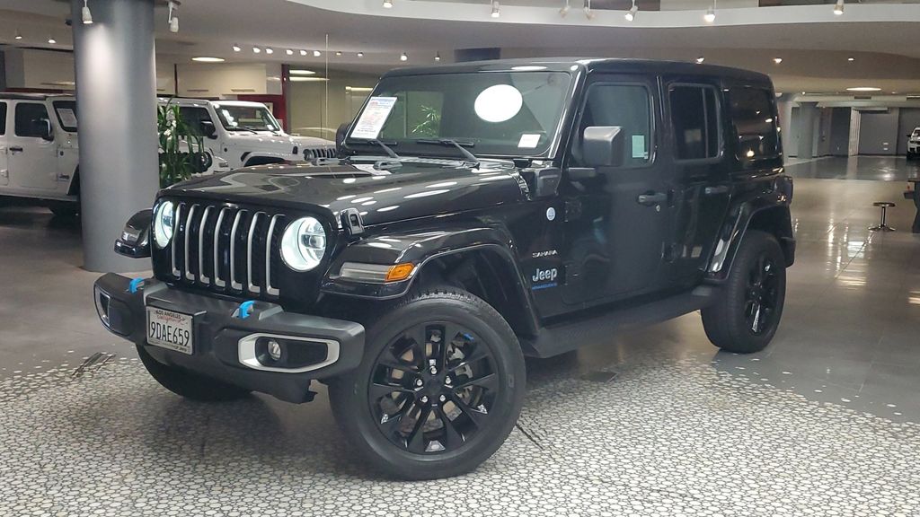 2023 Jeep Wrangler Sahara 4xe photo 2