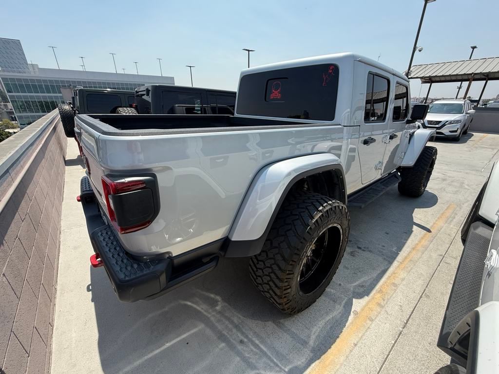 2022 Jeep Gladiator Rubicon photo 2