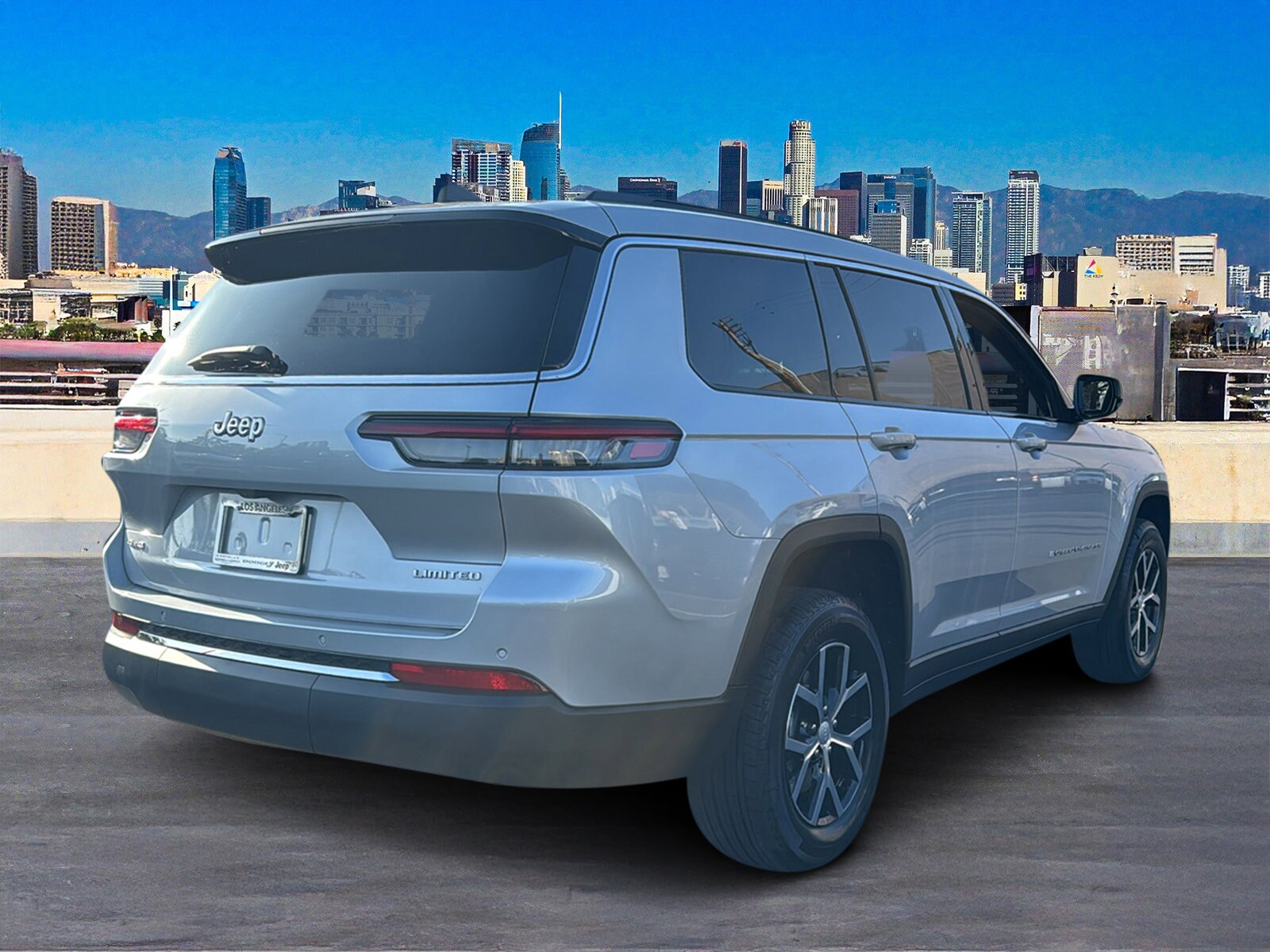2025 Jeep Grand Cherokee L photo 3