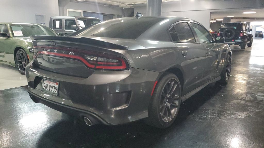 2022 Dodge Charger R/T photo 4