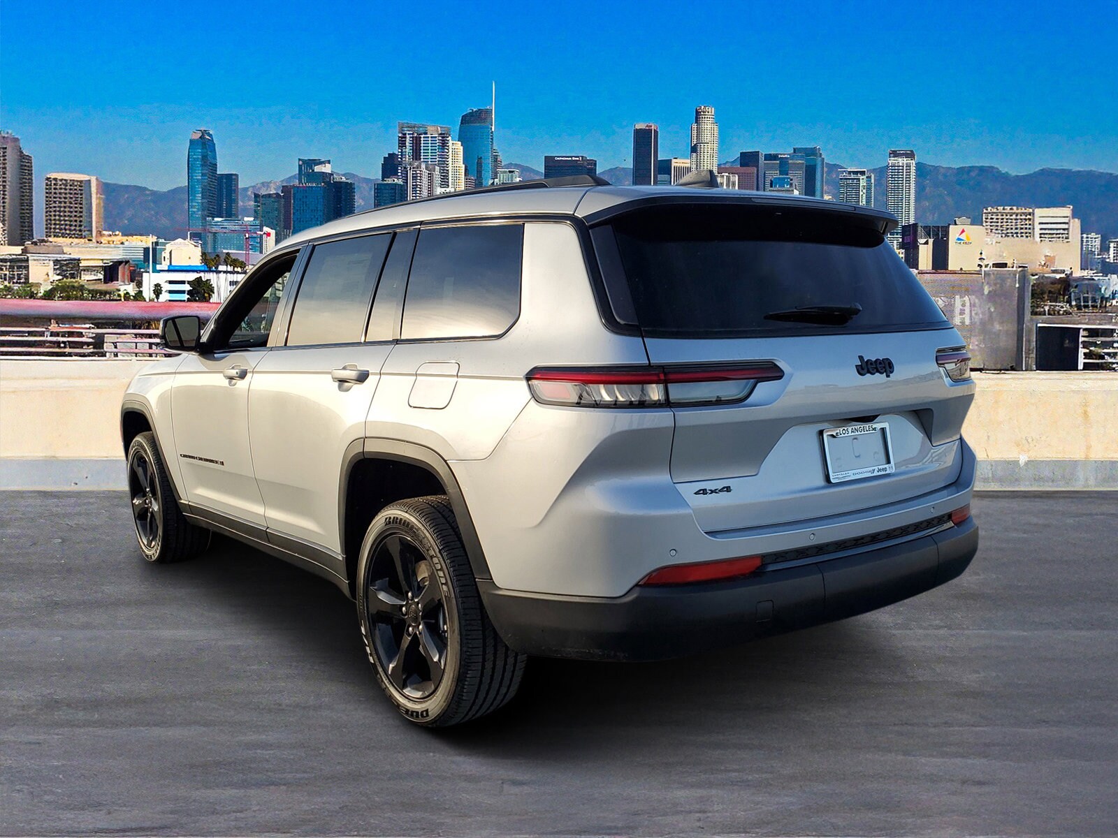 2025 Jeep Grand Cherokee Altitude X photo 2