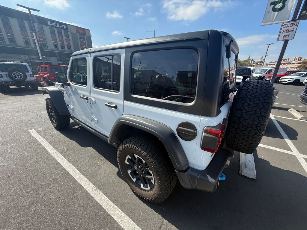 2024 Jeep Wrangler Rubicon 4xe photo 3