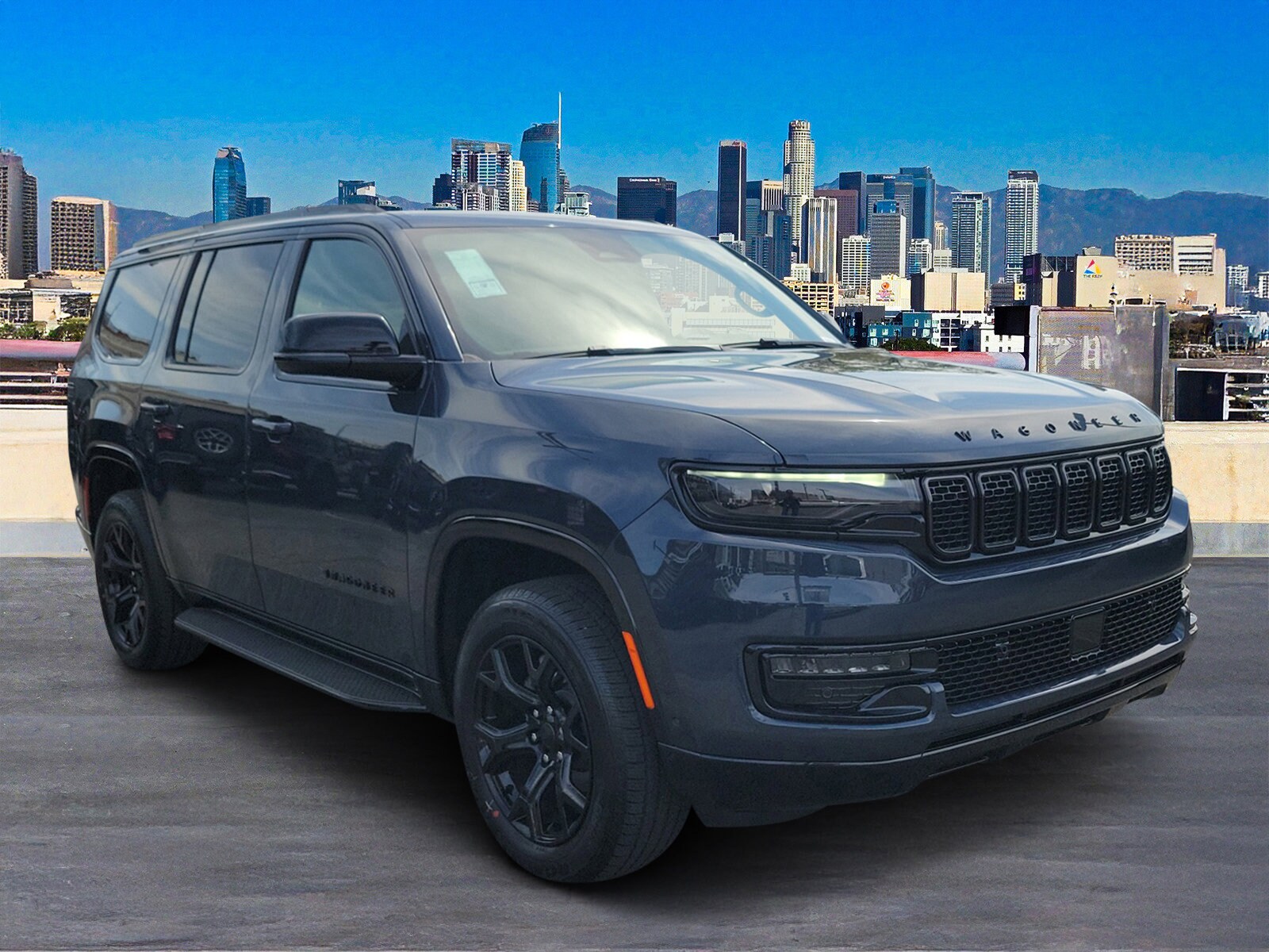 2025 Jeep Wagoneer Carbide photo 4