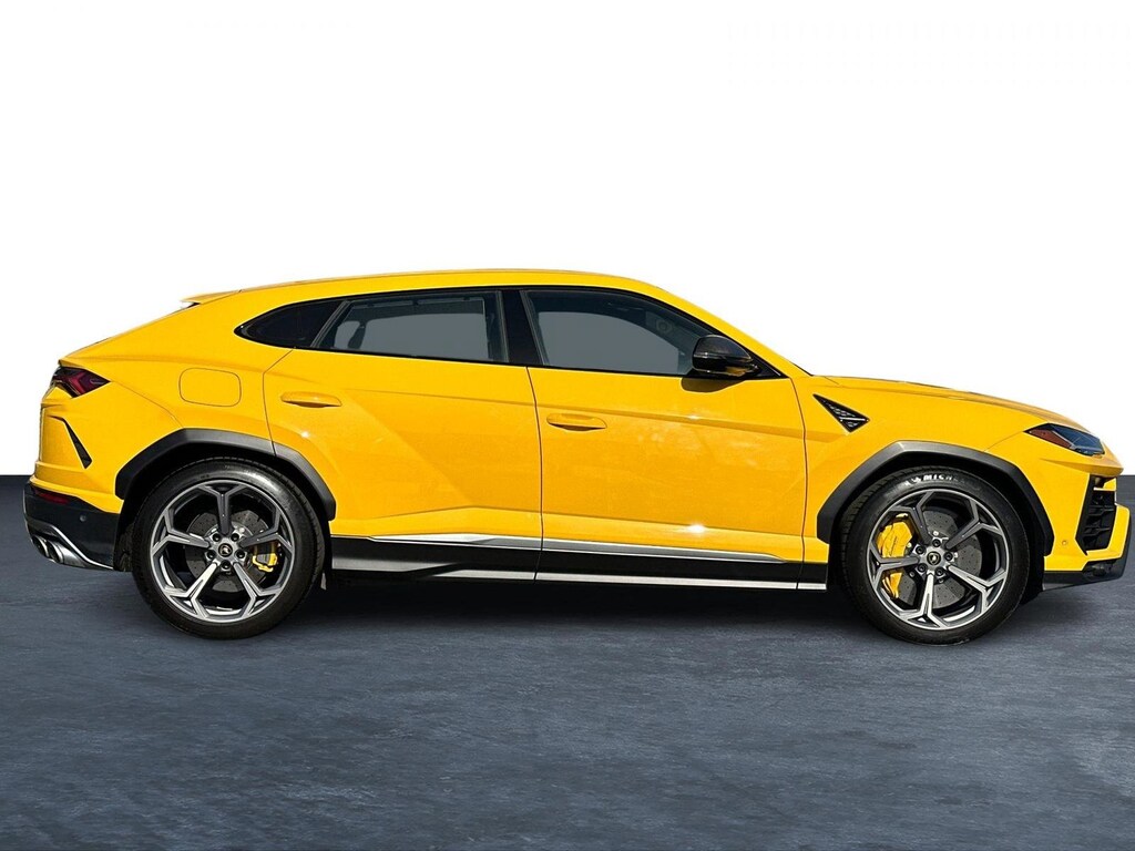 Used 2021 Urus For Sale at Luxury Cars Los Gatos VIN ZPBUA1ZL4MLA11100