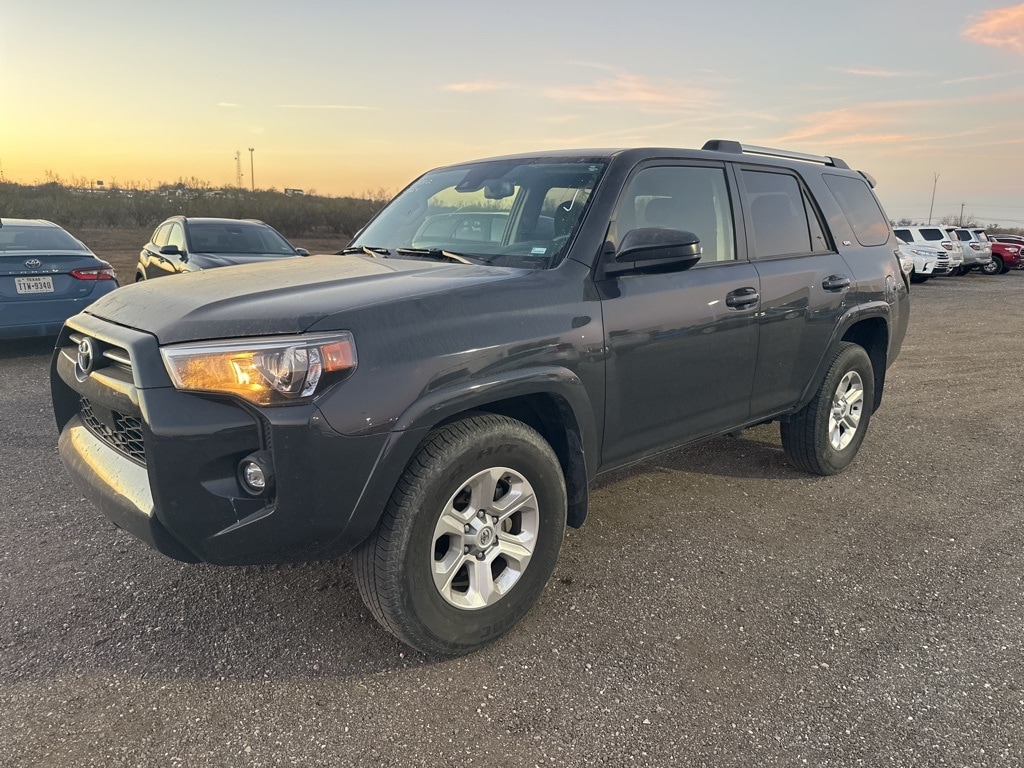 2024 Toyota 4Runner SR5's photo