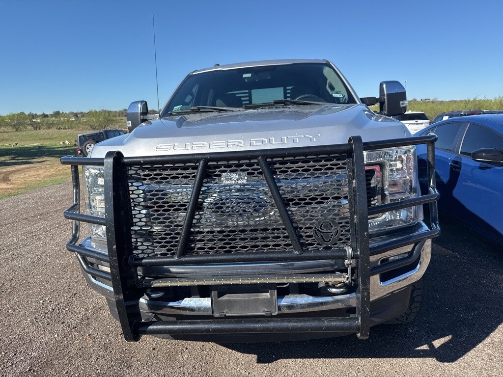2018 Ford F-250 photo 2