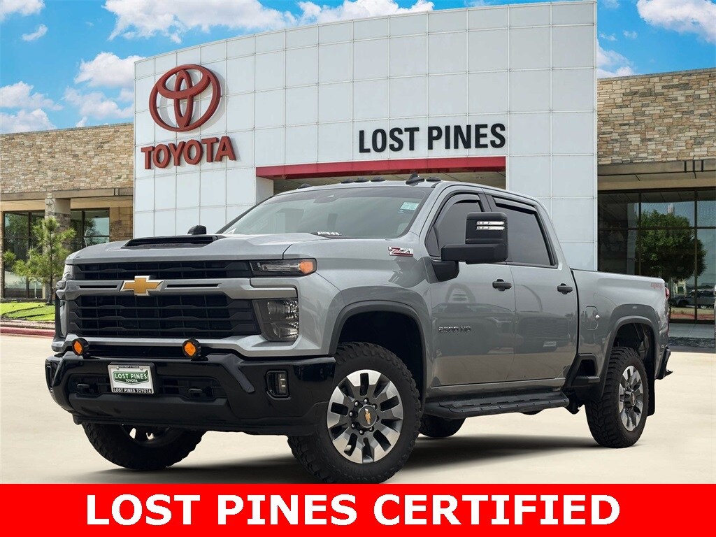 Used 2024 Chevrolet Silverado 2500HD Custom Truck