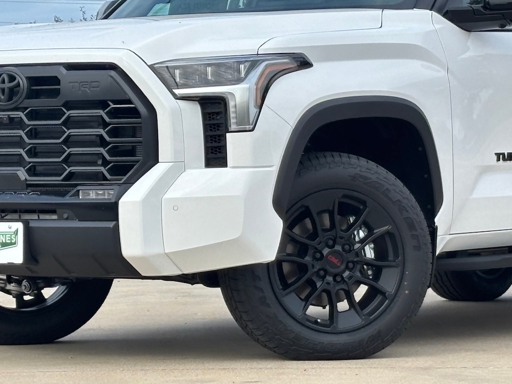 New 2026 Toyota Tundra Limited LIMITED CREWMAX 5.5