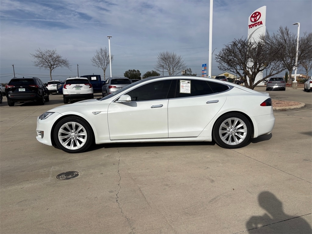 Used 2016 Tesla Model S 90D with VIN 5YJSA1E20GF139577 for sale in Bastrop, TX