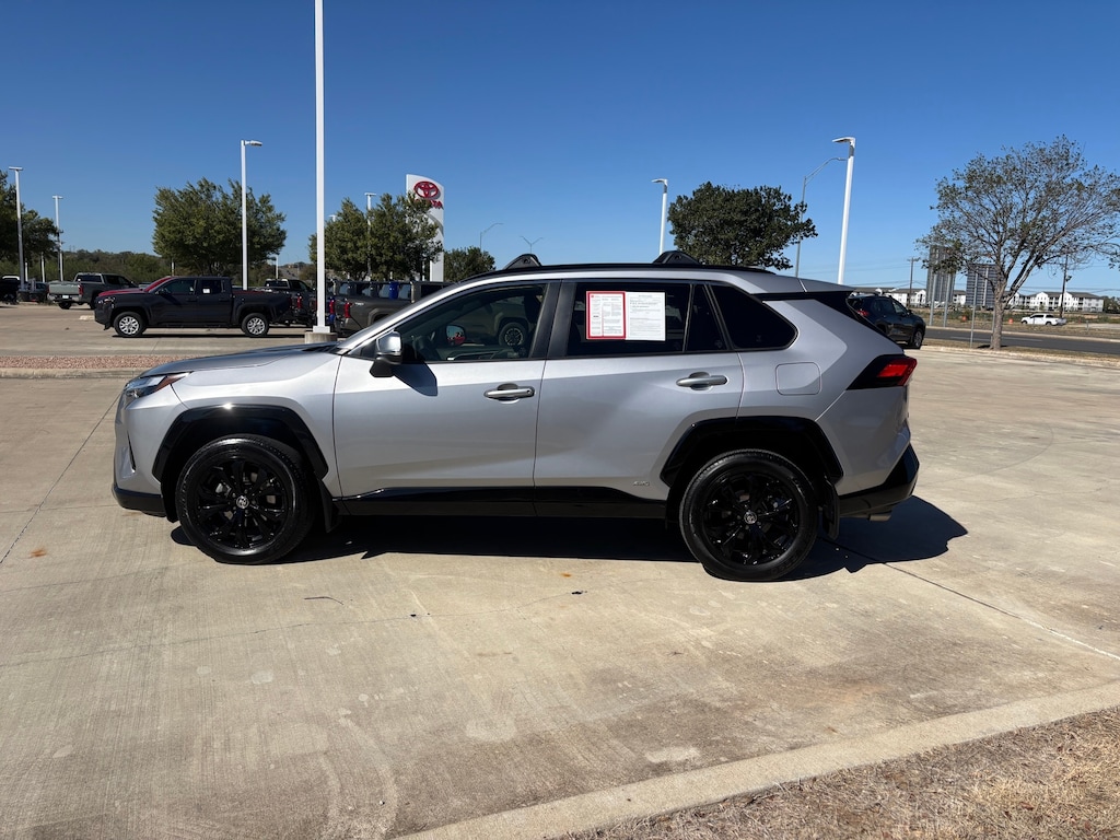 Used 2023 Toyota RAV4 Hybrid SE SUV