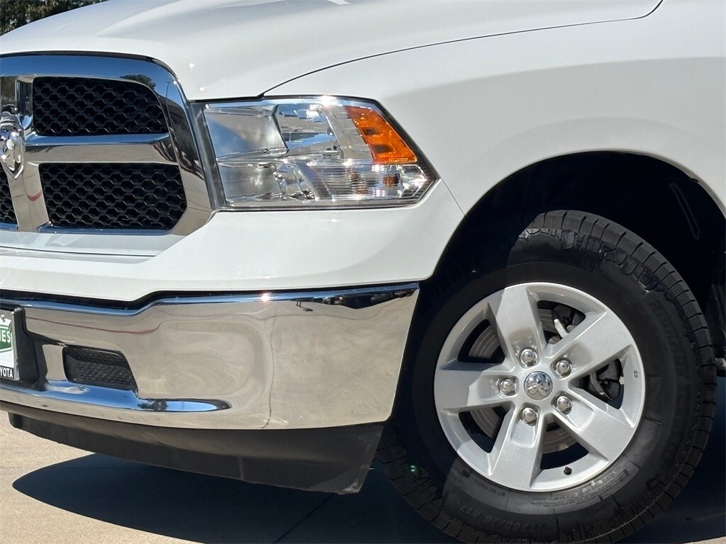 2024 Ram 1500 Classic SLT photo 3