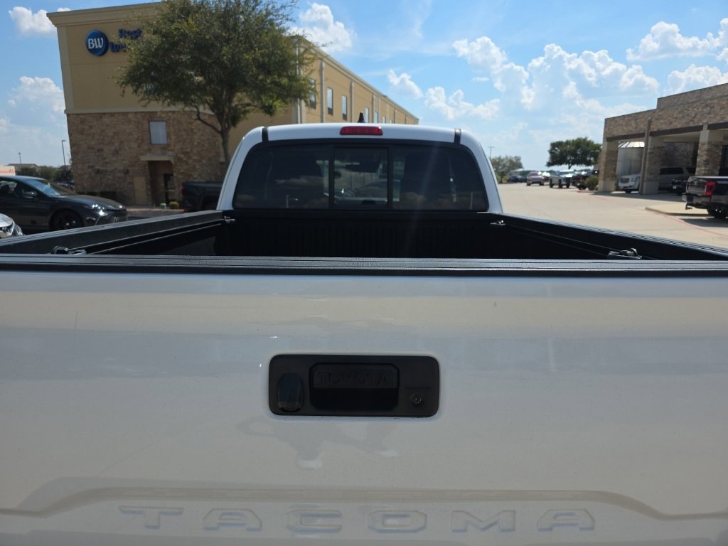 2023 Toyota Tacoma SR photo 4