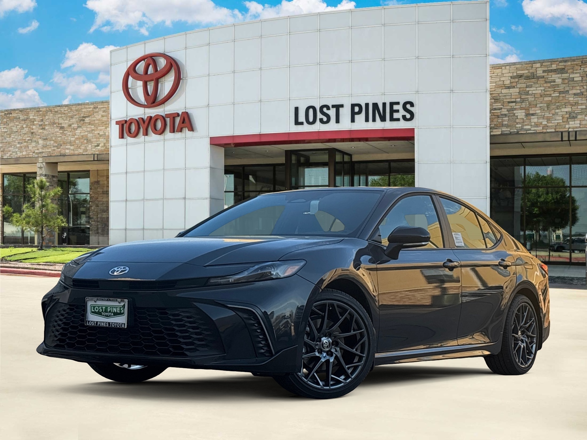 2026 Toyota Camry SE's photo