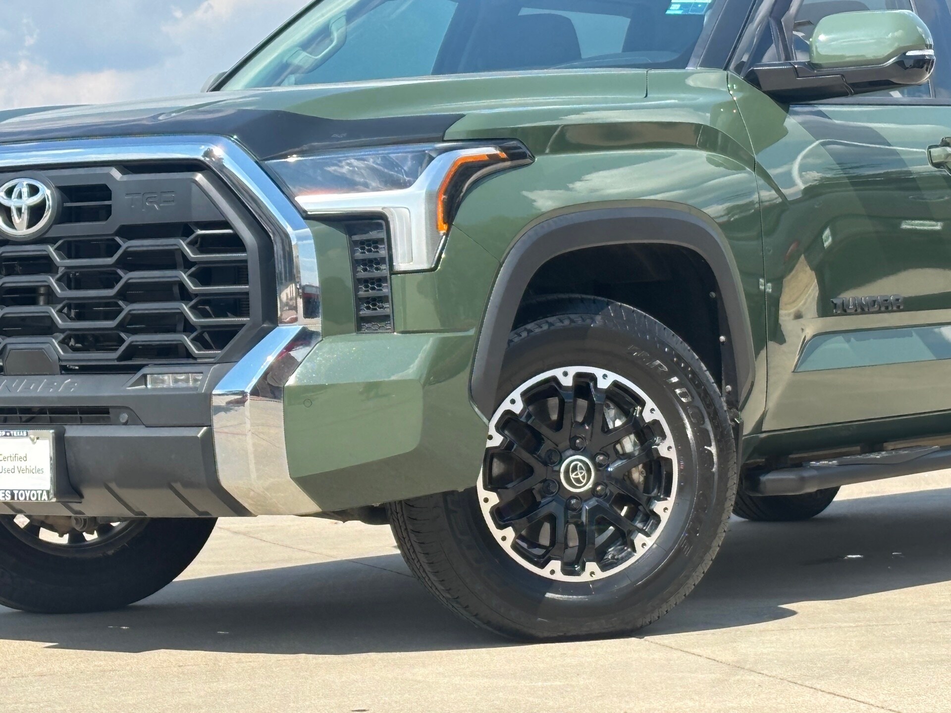 2022 Toyota Tundra SR5 photo 2