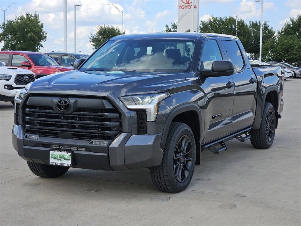 2024 Toyota Tundra SR5 photo 2